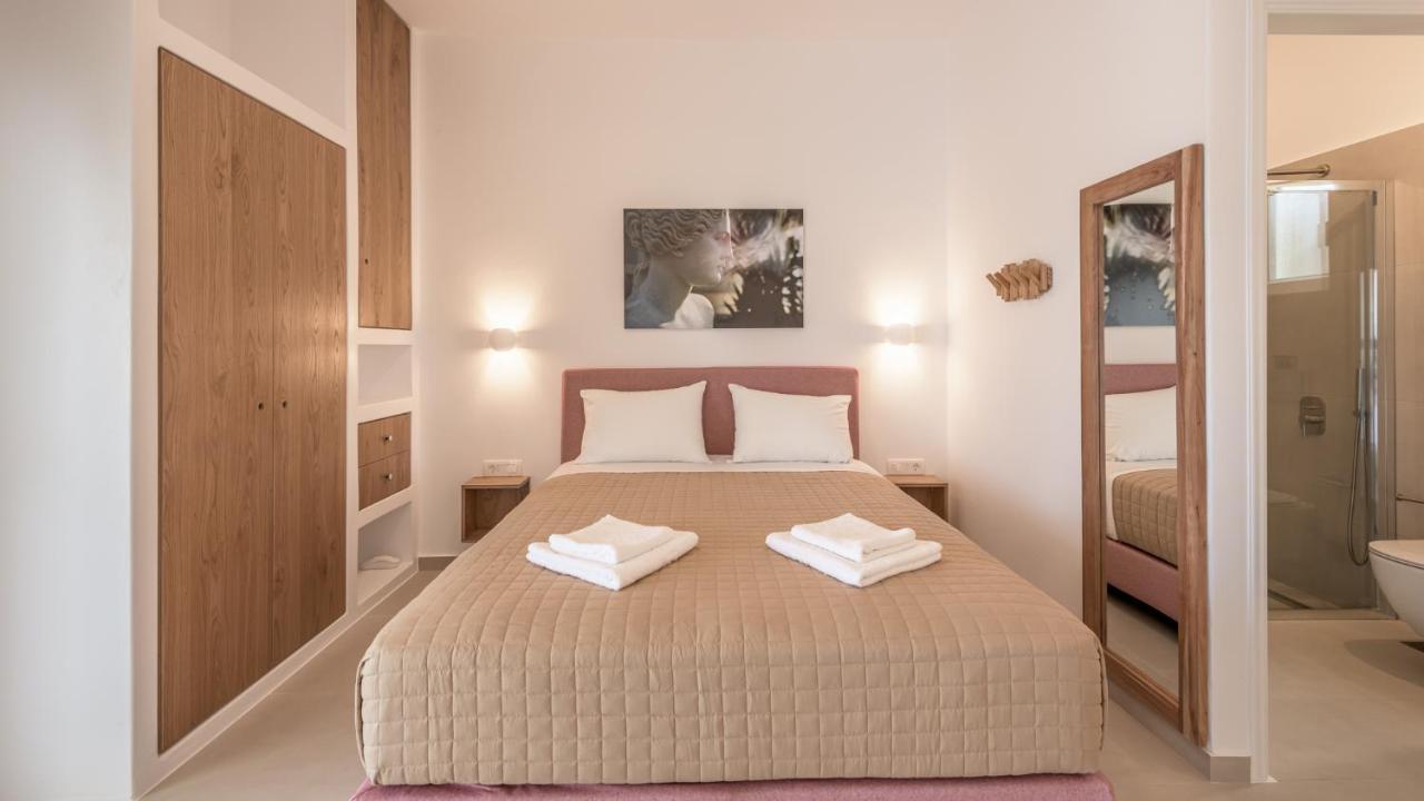 Giourgas Studios & Apartments Provatas Eksteriør bilde